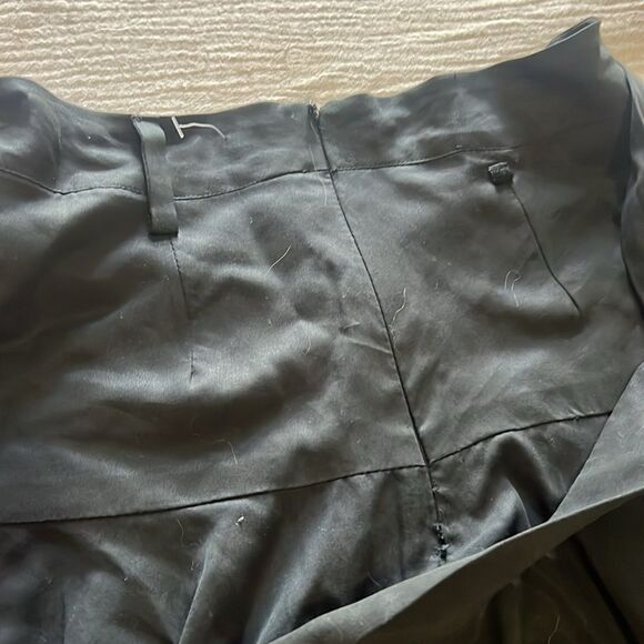 CHER Black Skirt - High Waist Black Zip Backing LIKE NEW Size Small - Picture 6 of 6